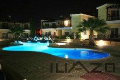 Sirena-Cypria-pool-terrace-night%20n[1]